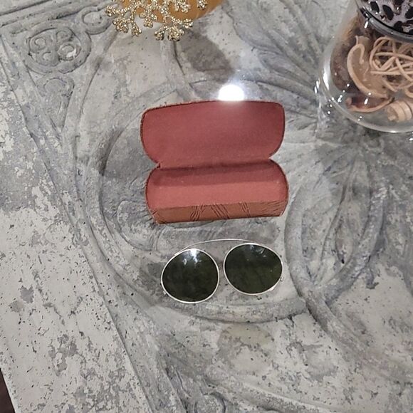 AMERICAN Optical Calobar Sunglasses - Picture 2 of 4